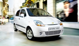 Xe van chở 4 người bị phạt bao nhiêu?